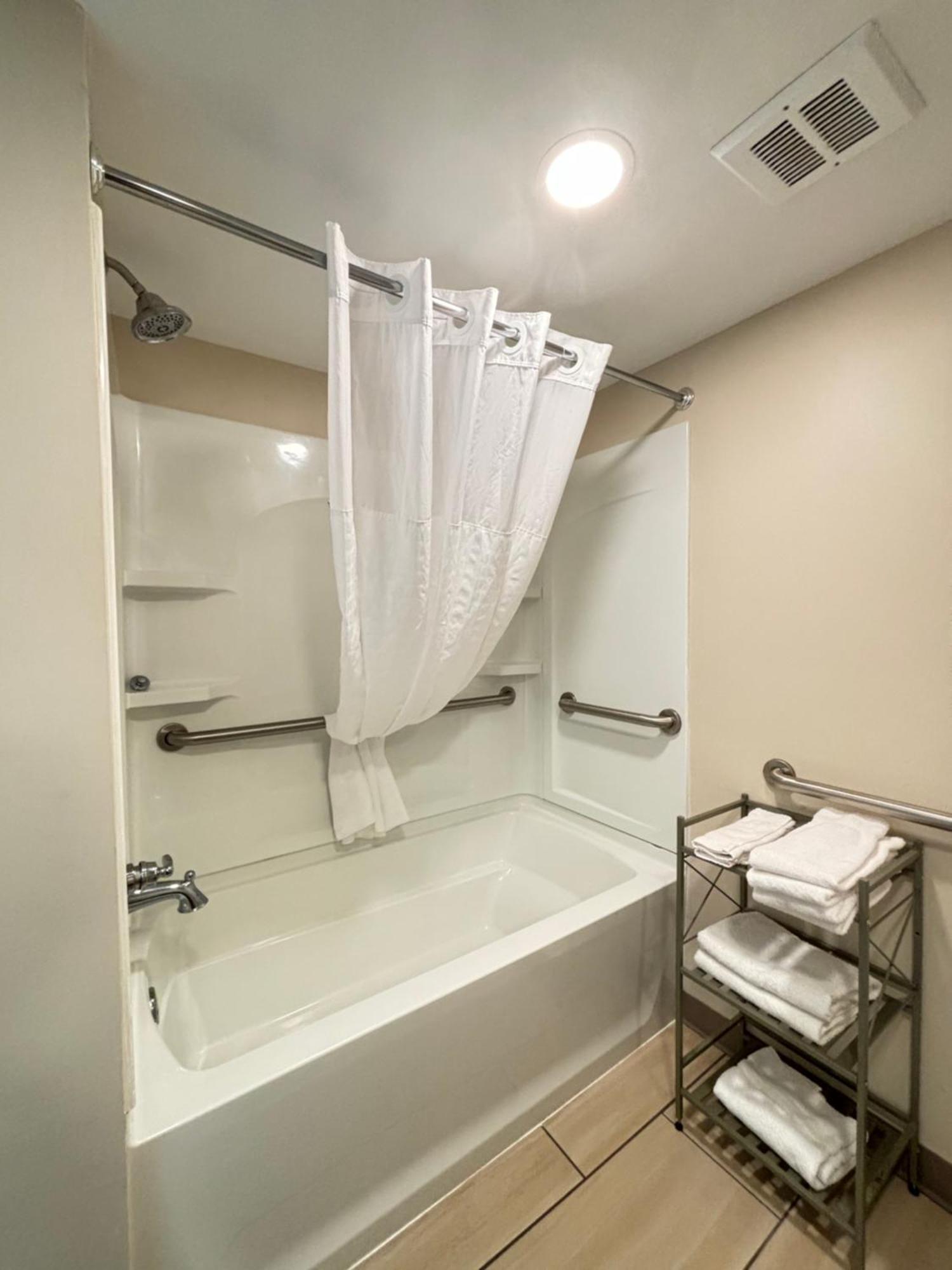 Baymont By Wyndham Lake Park Valdosta I75 Exterior foto